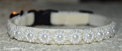 velvet, cream velvet cat collar with pearl ribbon