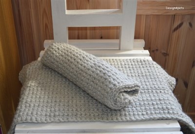 gray wool blankets